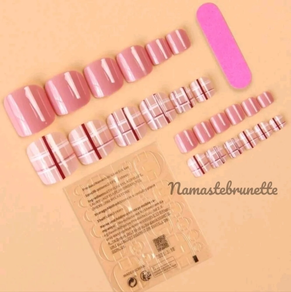 2/$16 Pink Plaid Press on Toenails